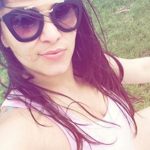 Meet your Posher, Noemi